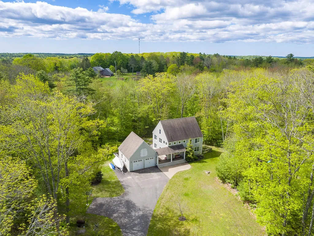 28 Nissen Farm Lane Damariscotta ME 04543