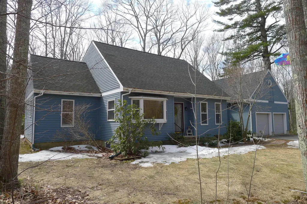 21 Pleasant Ridge Drive Camden ME 04843