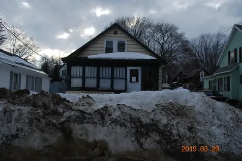 472 Aroostook Avenue Millinocket ME 04462