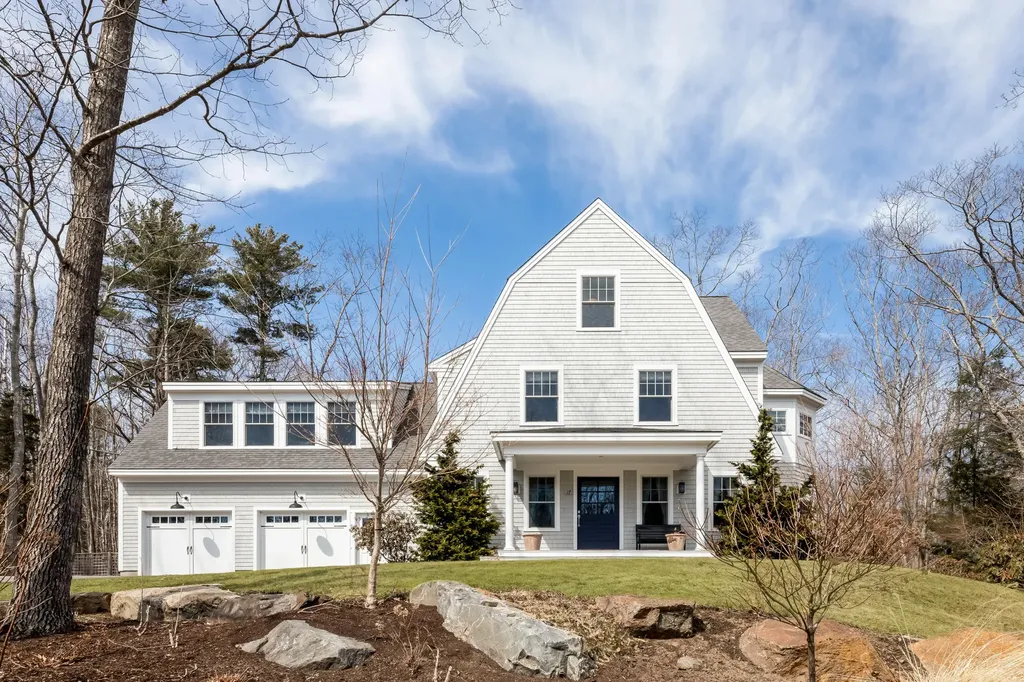 17 Washburn Drive Kennebunkport ME 04046
