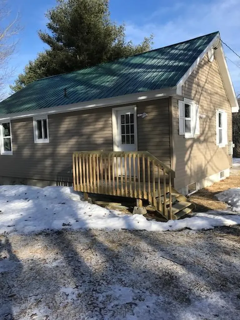 81 Waldoboro Road Washington ME 04574