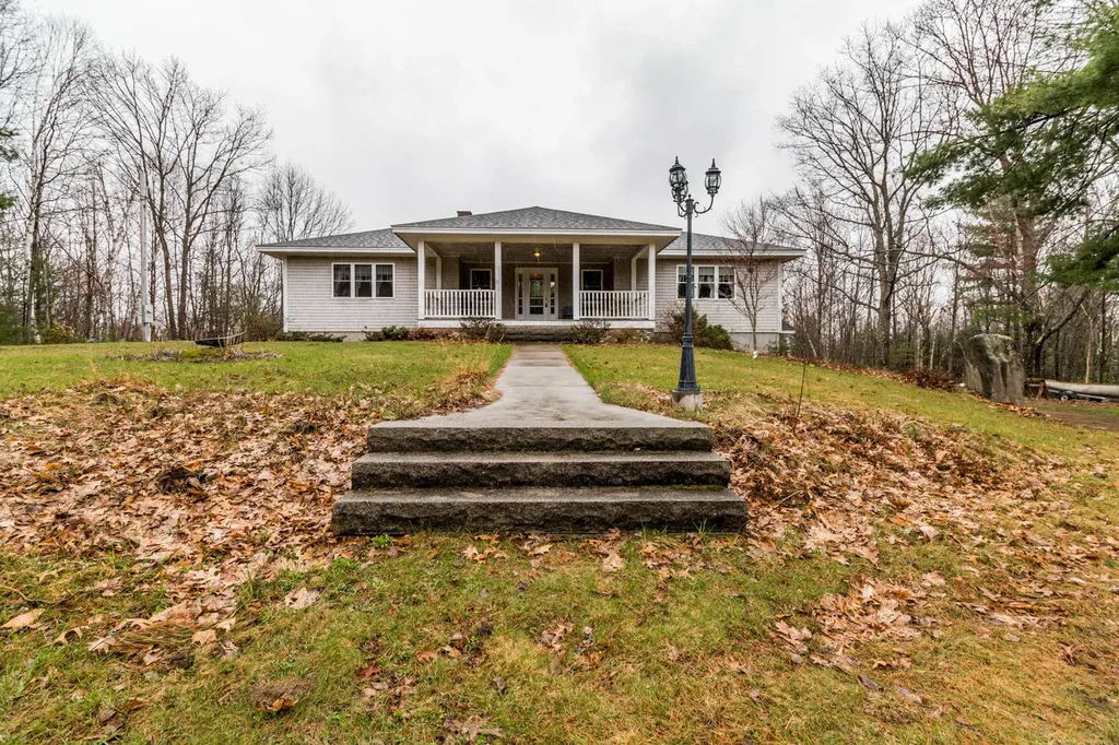 50 Old Icehouse Road Waterboro ME 04087