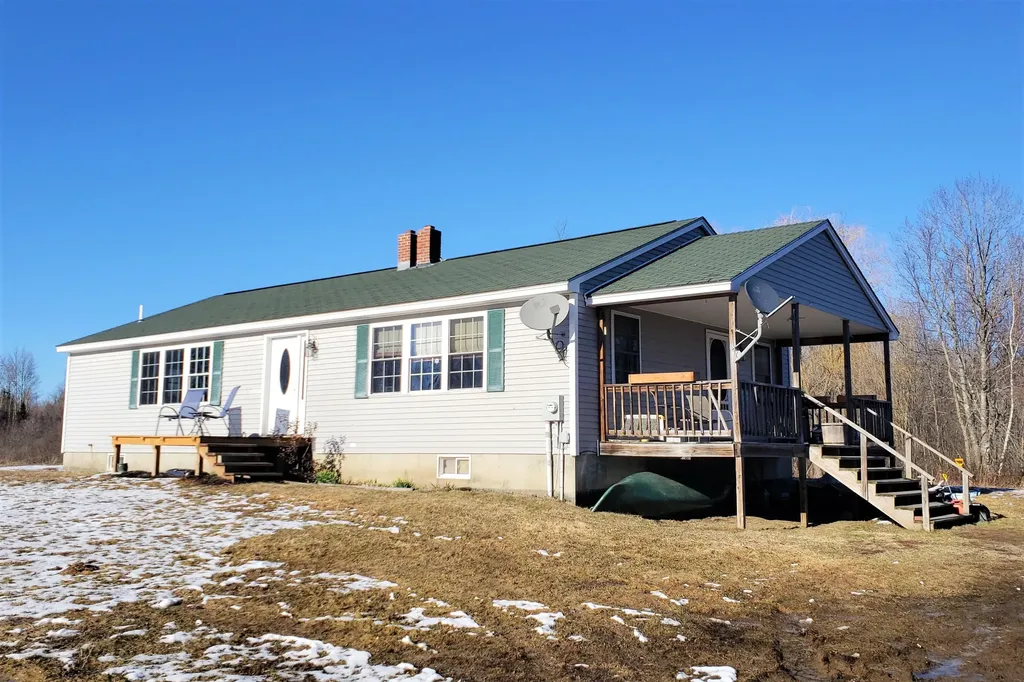 190 Stevens Road Unity ME 04988