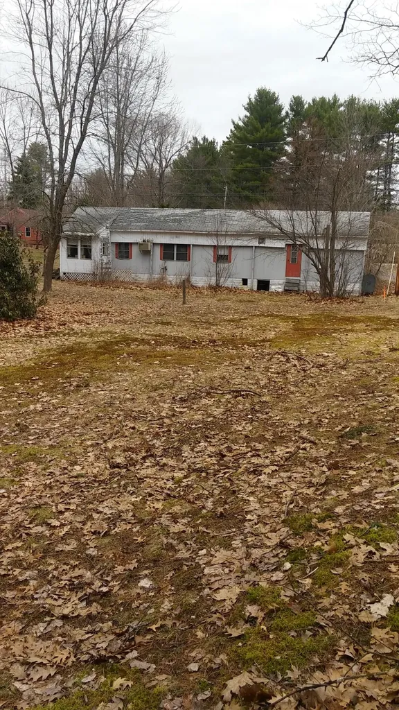 1262 Sanford Road Wells ME 04090