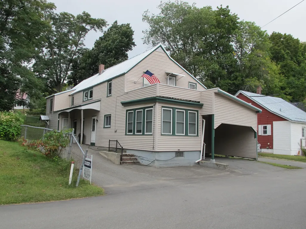 6 Squire Street Waterville ME 04901
