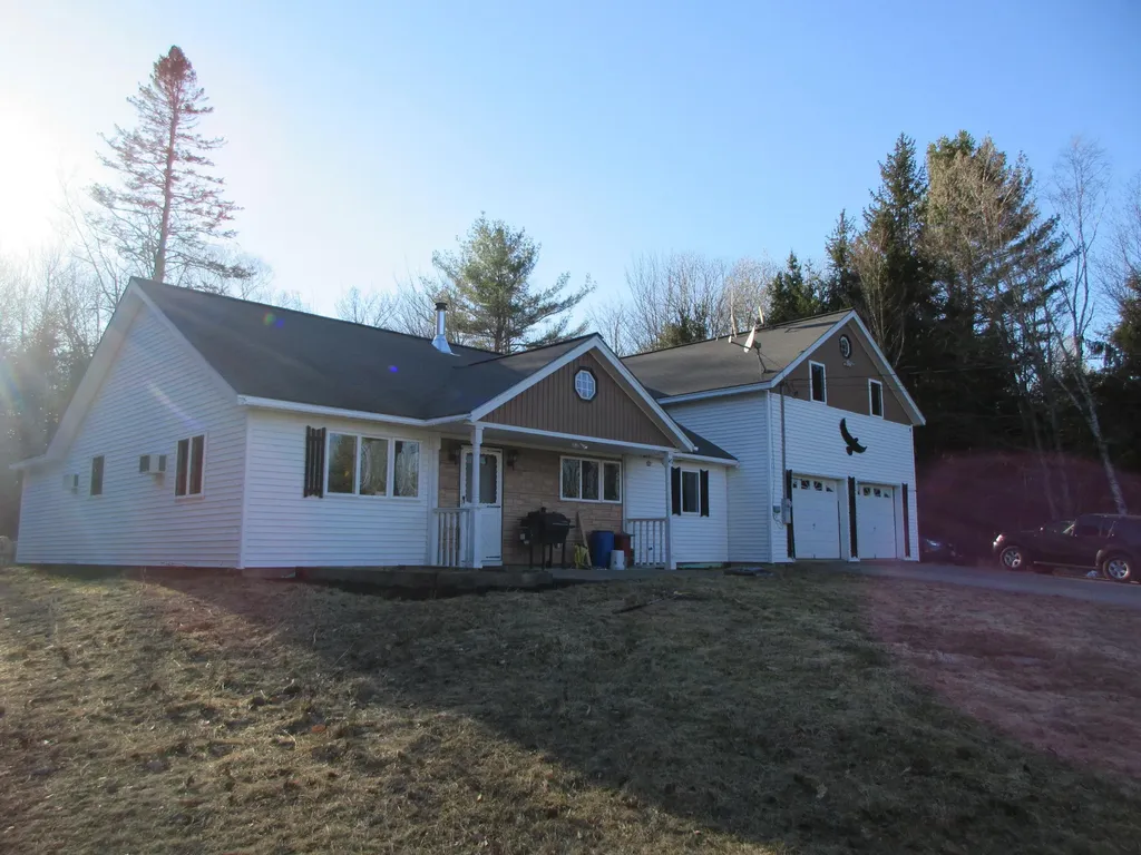 47 Nason Road Newport ME 04953