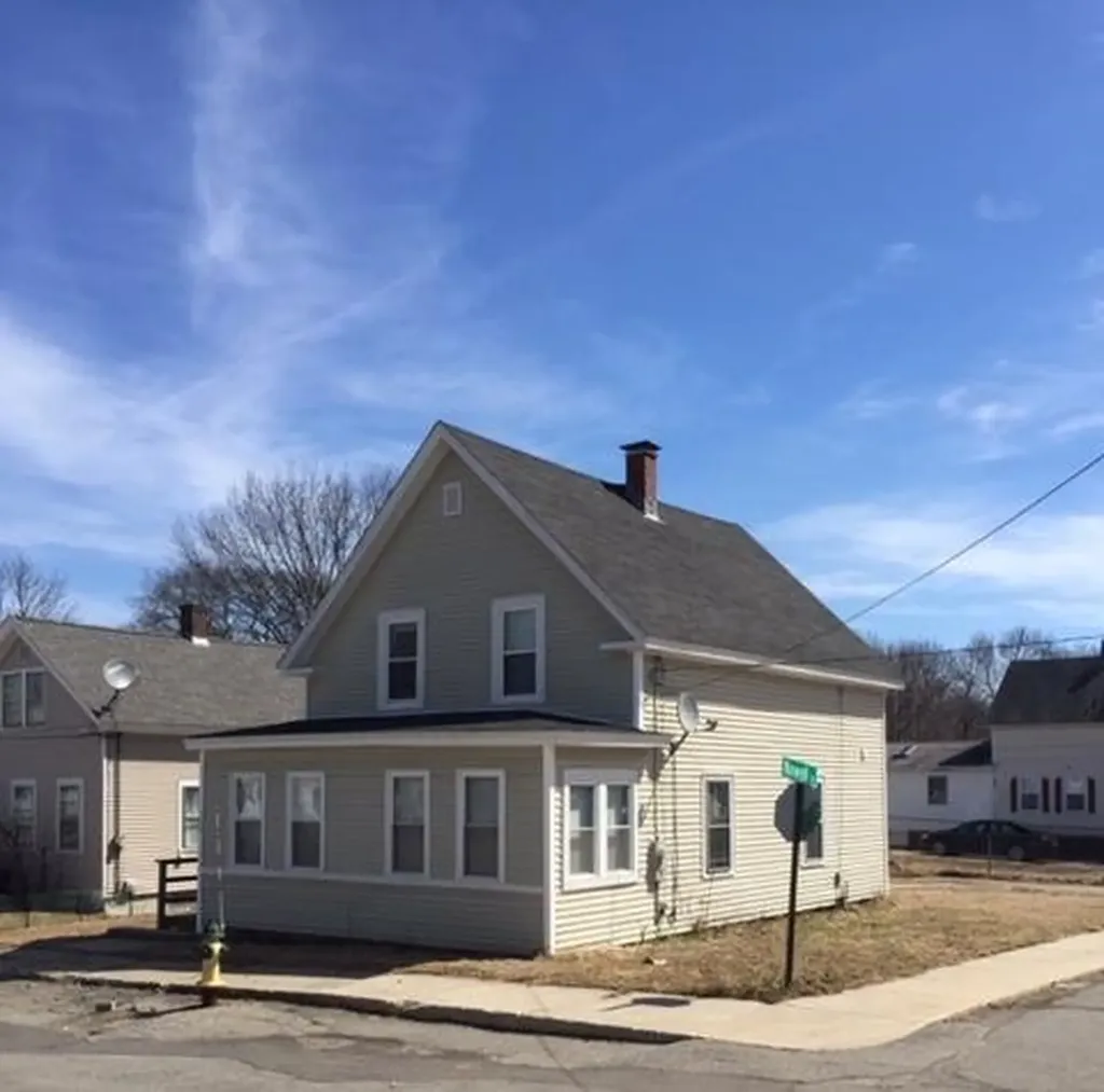 105 Jackson Street Sanford ME 04073