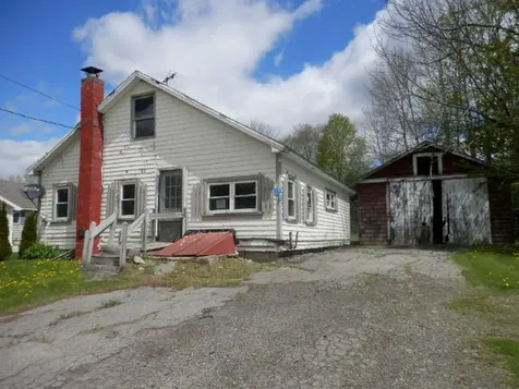 19 Lower Detroit Road Plymouth ME 04969