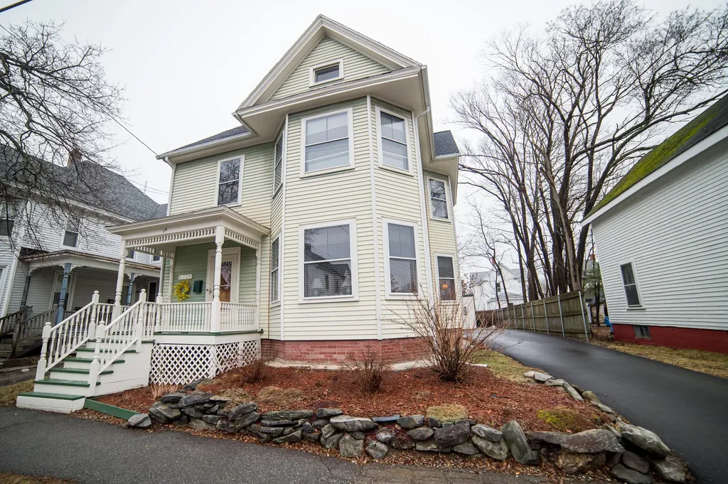 119 Parkview Avenue Bangor ME 04401