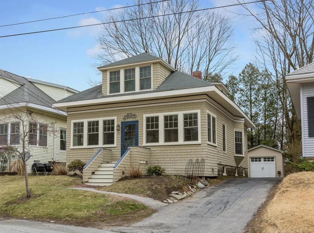 147 Frances Street Portland ME 04102
