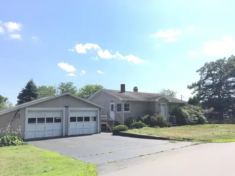 62 Bayside West W Owls Head ME 04854