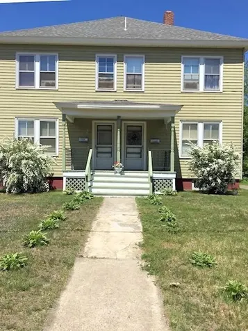 16 Ayer Street Oakland ME 04963
