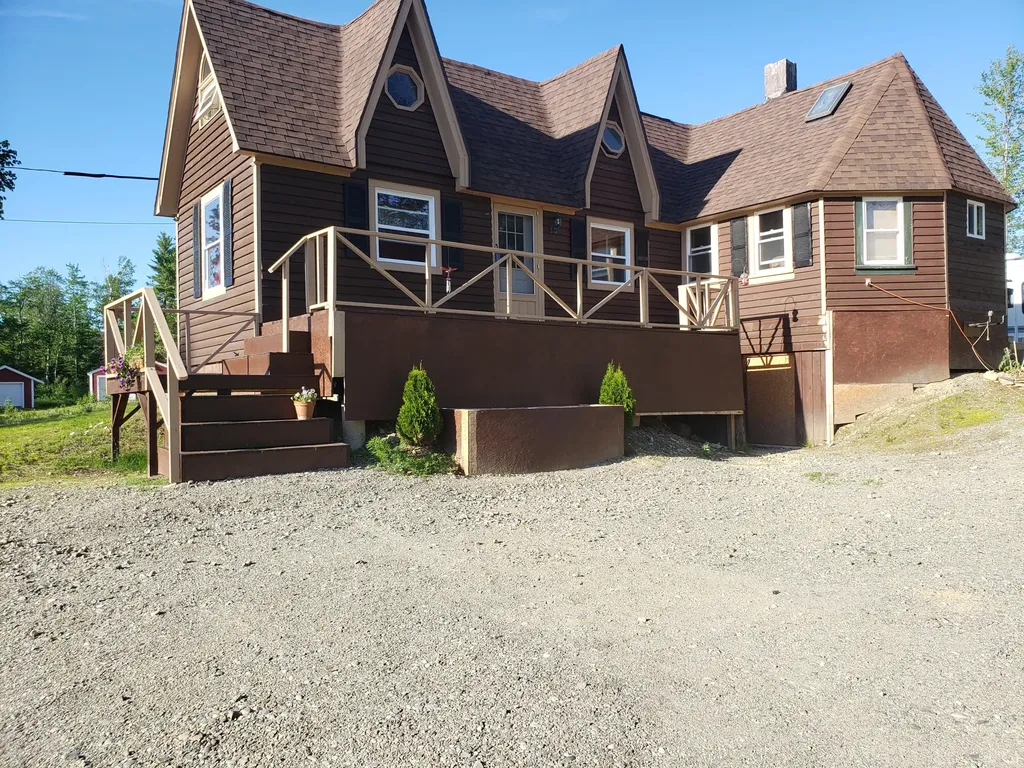 95 Scotts Point Road Clifton ME 04428