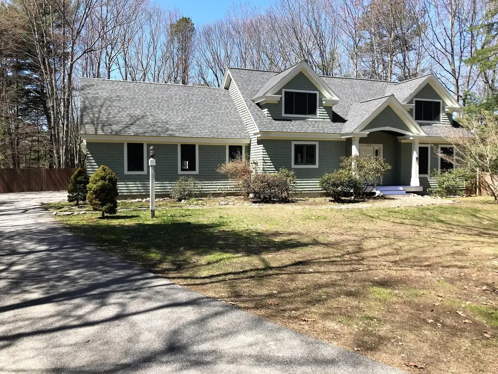 206 Mere Point Road Brunswick ME 04011