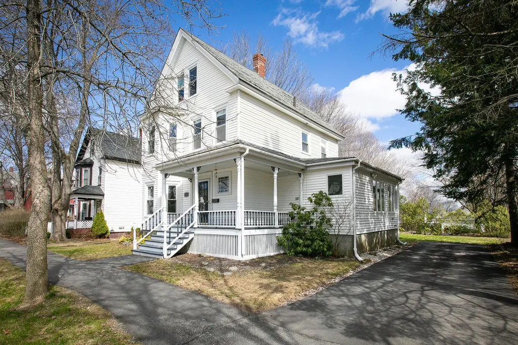 168 West Broadway Bangor ME 04401