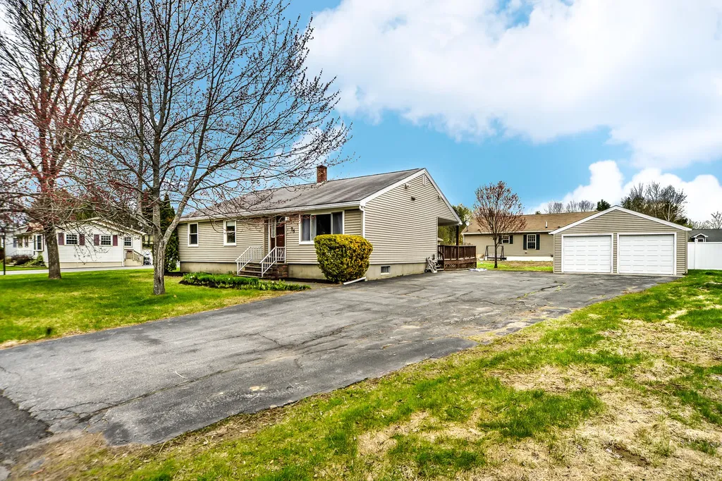 75 Windy Street Augusta ME 04330