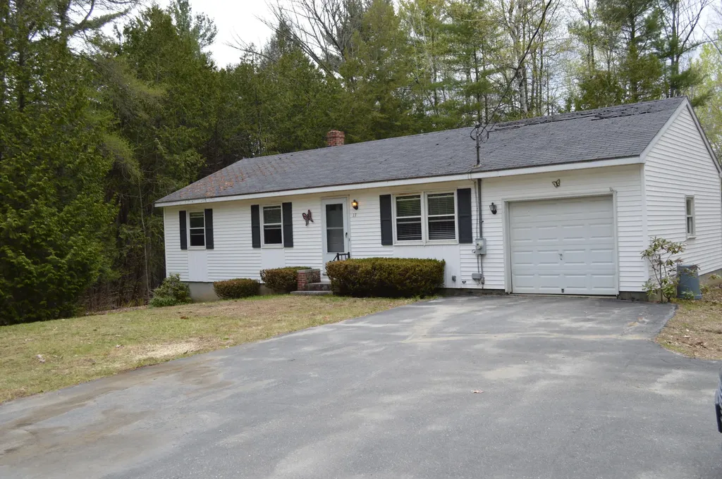 13 Oxen Drive Oakland ME 04963