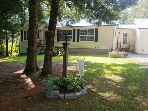 95 The Woods Road Union ME 04862
