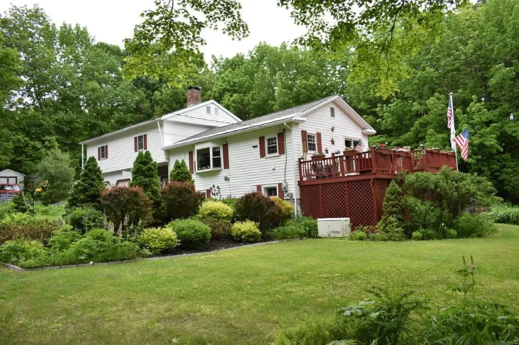 385 Central Street Hallowell ME 04347