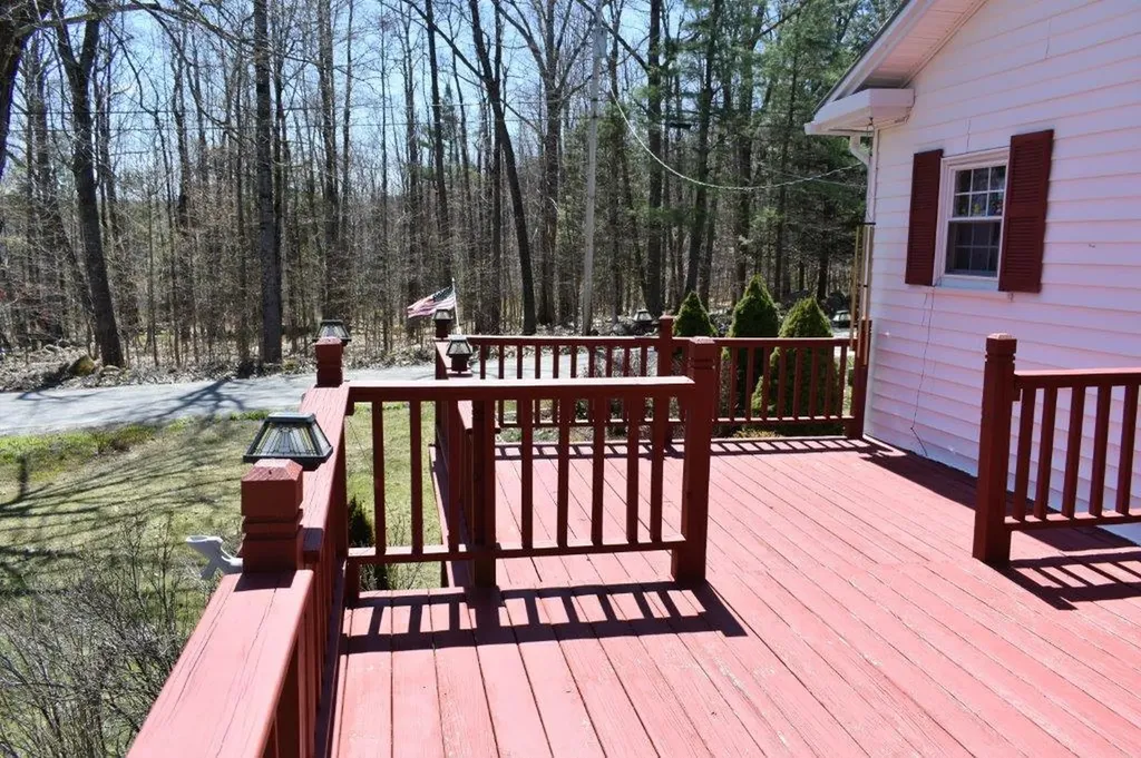 385 Central Street Hallowell ME 04347