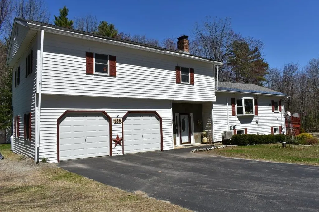 385 Central Street Hallowell ME 04347