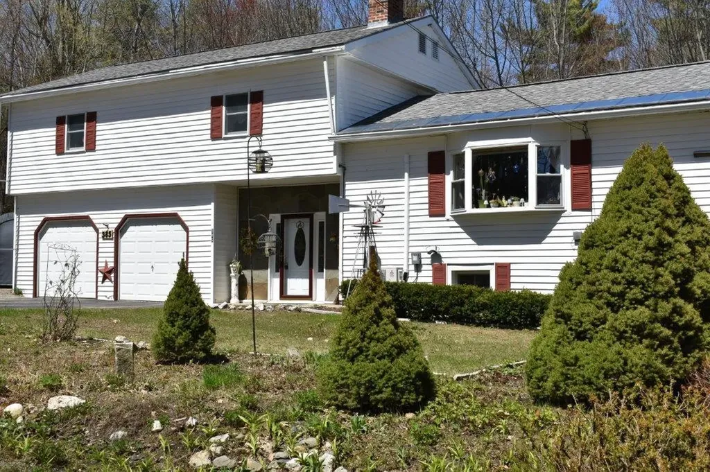 385 Central Street Hallowell ME 04347