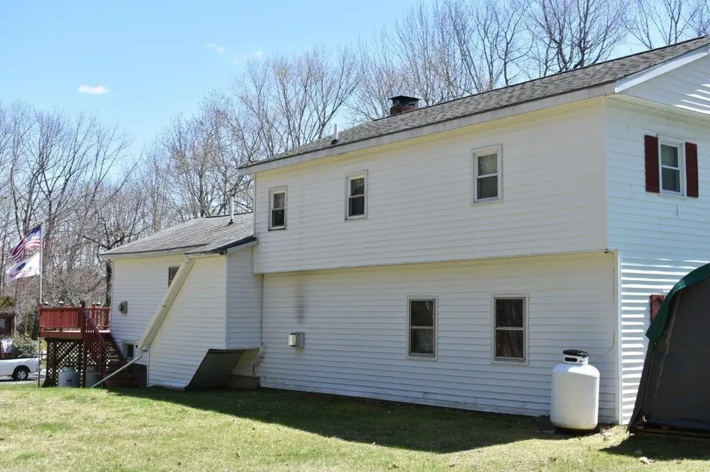 385 Central Street Hallowell ME 04347