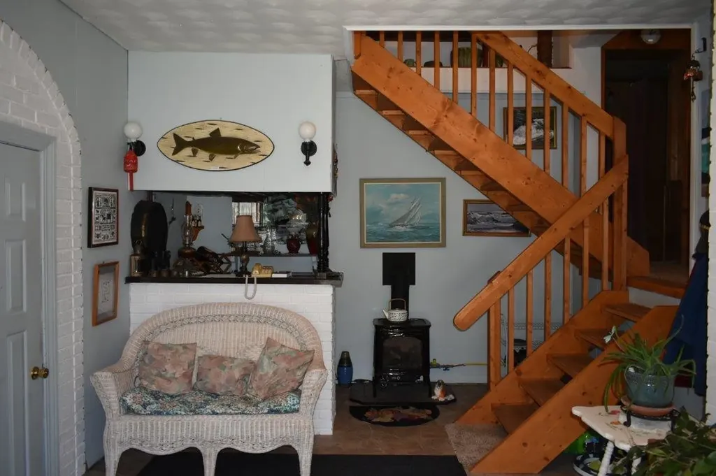 385 Central Street Hallowell ME 04347