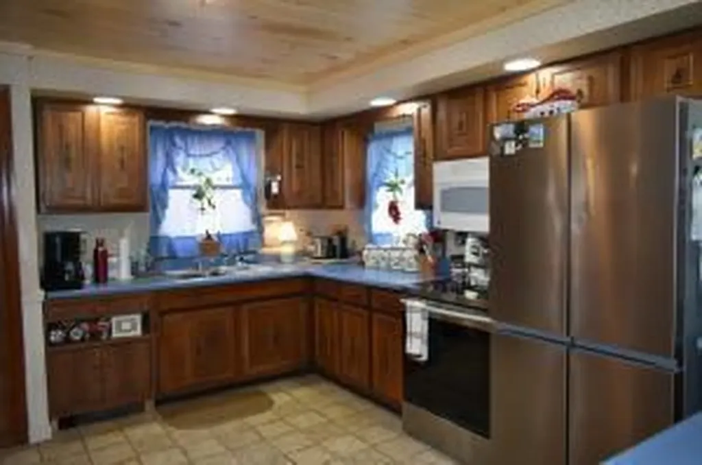 385 Central Street Hallowell ME 04347