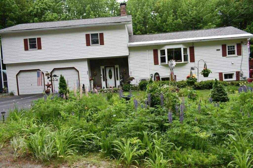 385 Central Street Hallowell ME 04347