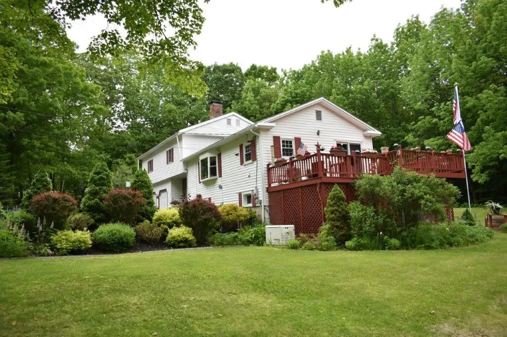 385 Central Street Hallowell ME 04347