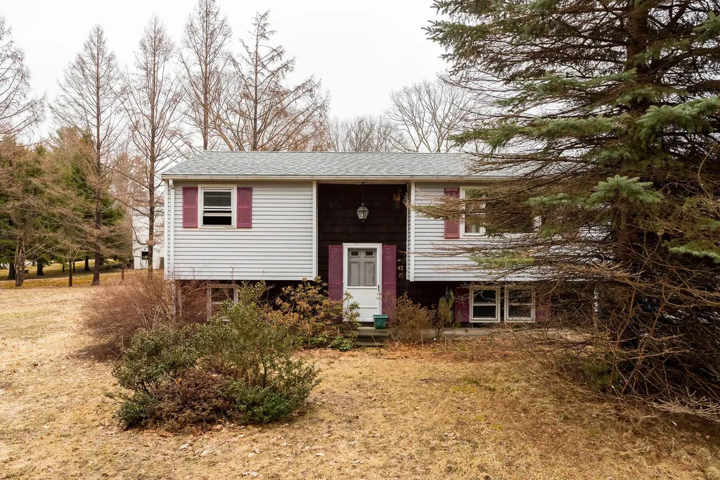 42 Pleasant Drive Berwick ME 03901