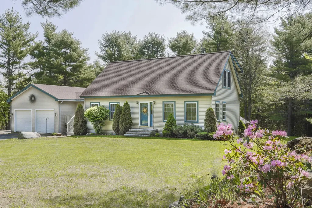 9 Pine Hill Drive Belfast ME 04915