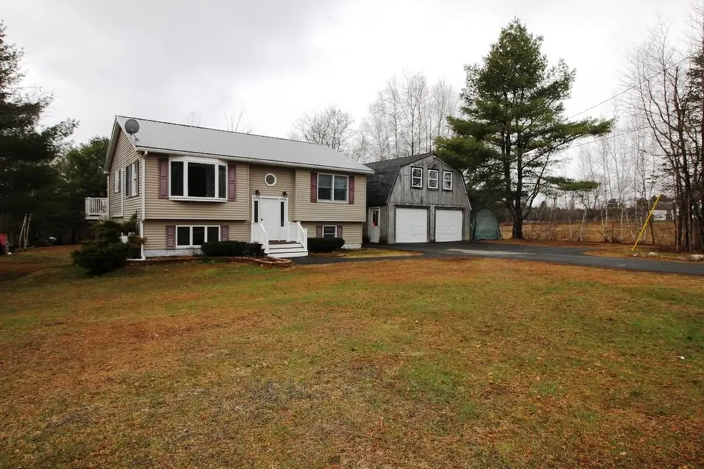 1748 Exeter Road Exeter ME 04435