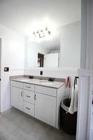 1748 Exeter Road Exeter ME 04435