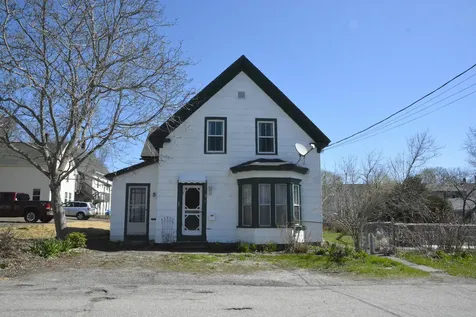 17 James Street Rockland ME 04841