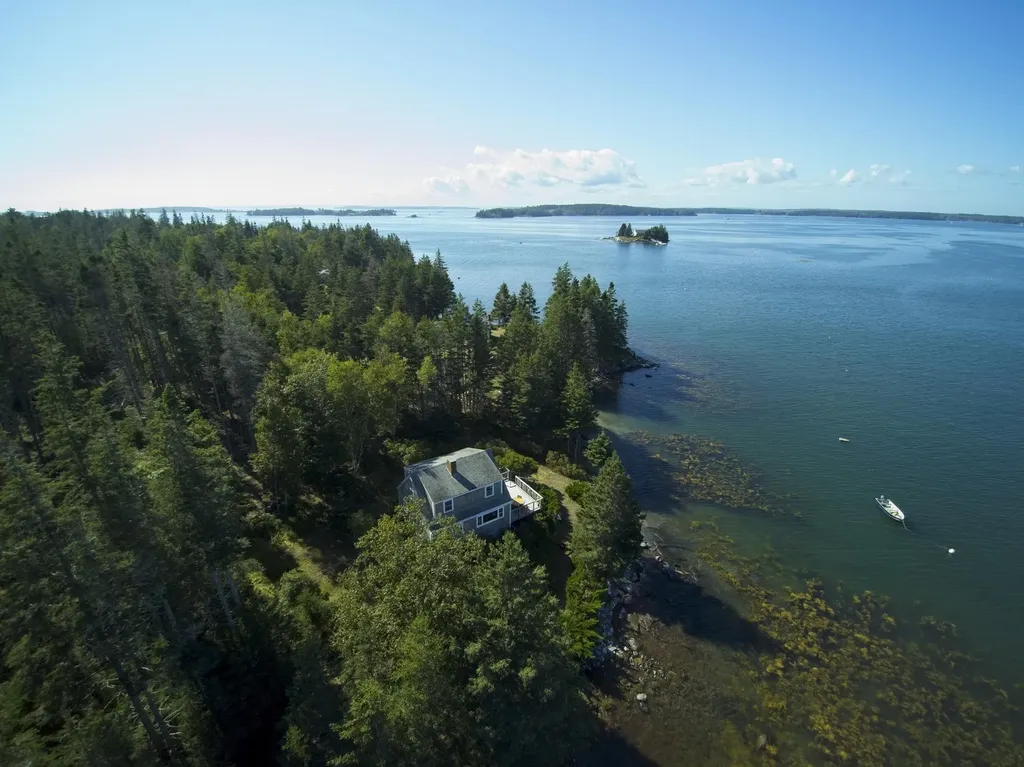 6 Hupper Island Saint George ME 04563