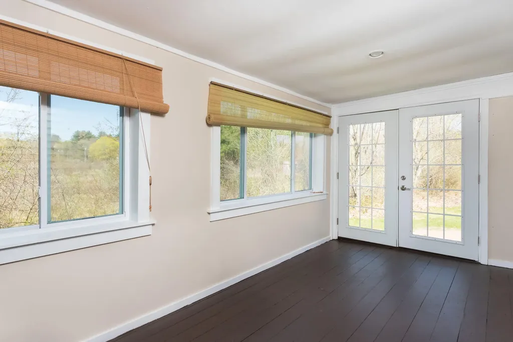156 West Road Waterboro ME 04087
