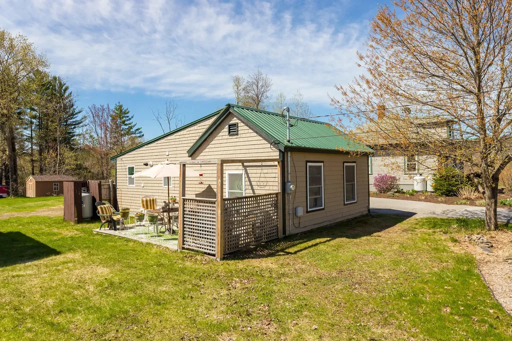 156 West Road Waterboro ME 04087