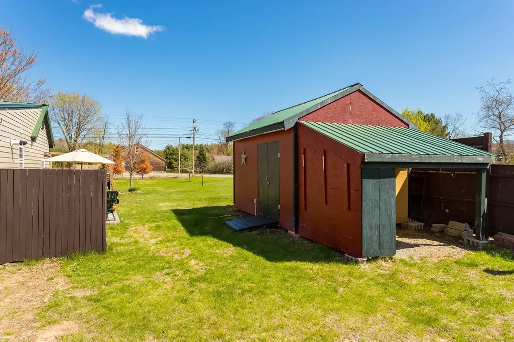 156 West Road Waterboro ME 04087