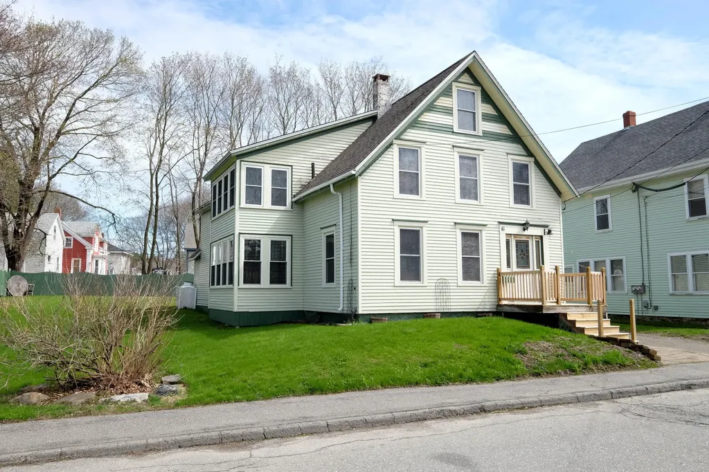 41 Willow Street Rockland ME 04841