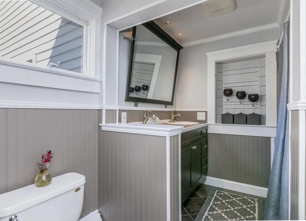 42 Acorn Street Biddeford ME 04005