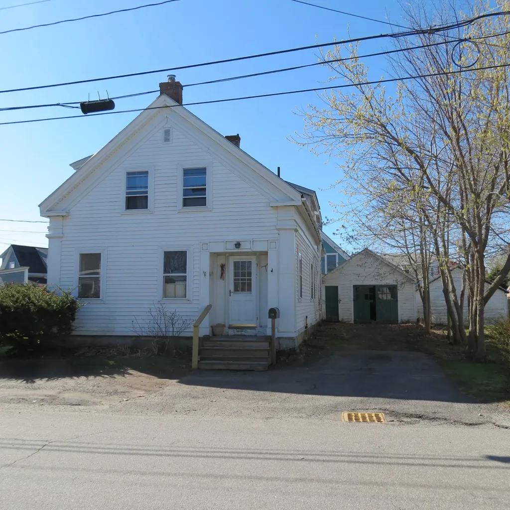 10 Pleasant Street Rockland ME 04841
