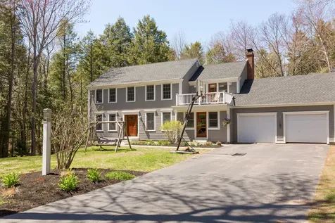 21 Boxwood Drive Yarmouth ME 04096