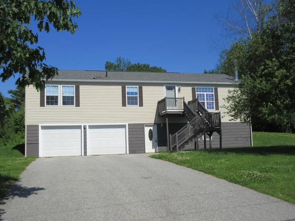 22 Sleeper Road Lewiston ME 04240