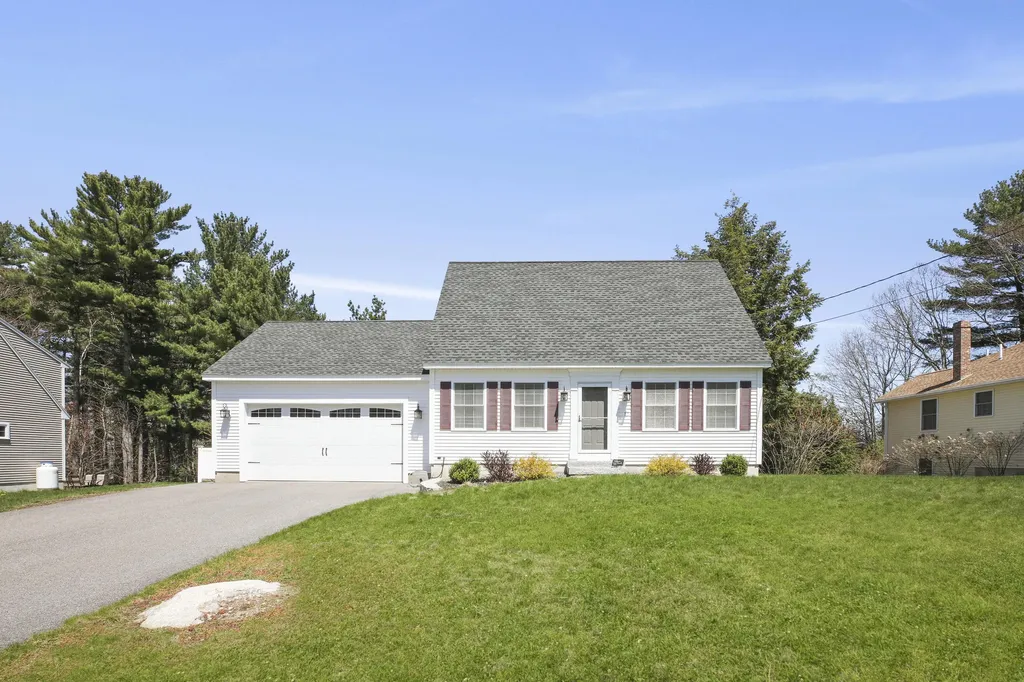 17 Parker Ridge Road Biddeford ME 04005