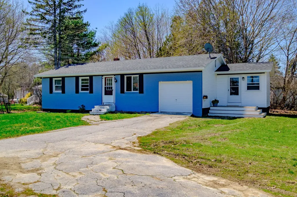 322 Broadway Rockland ME 04841