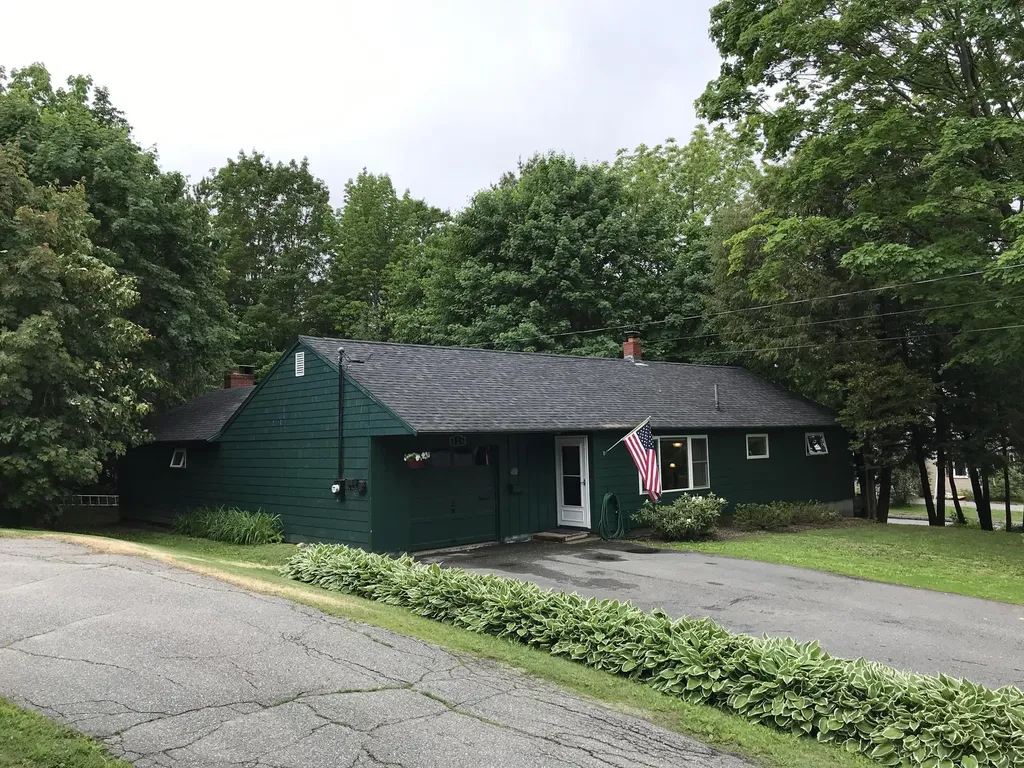126 Old Winthrop Road Augusta ME 04330