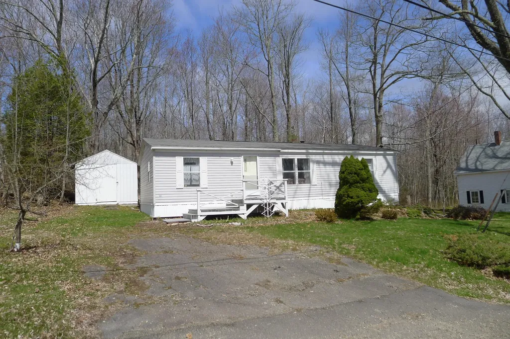 23 Thomas Street Camden ME 04843
