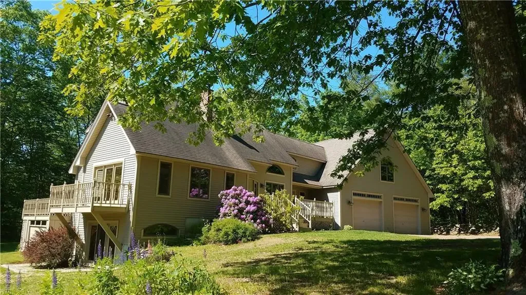 86 Old Town Farm Road Pittston ME 04345
